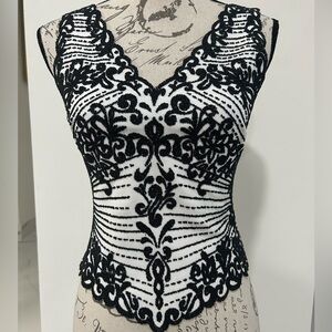 Cache Black and White Beaded Embroidered Lace Bodice Top Size S